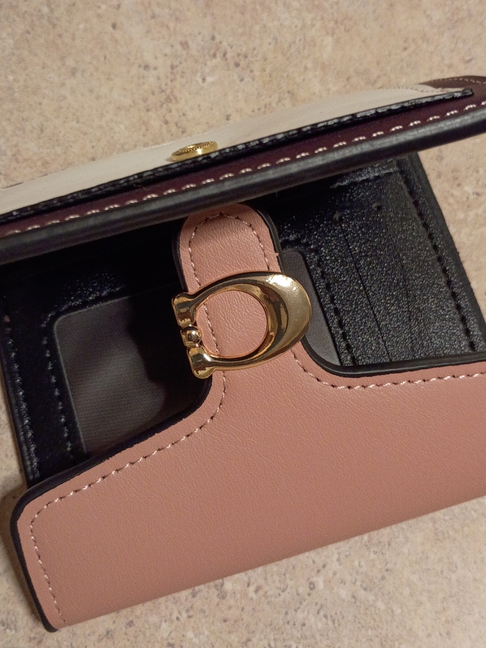 Wallet - Picture 4 of 4